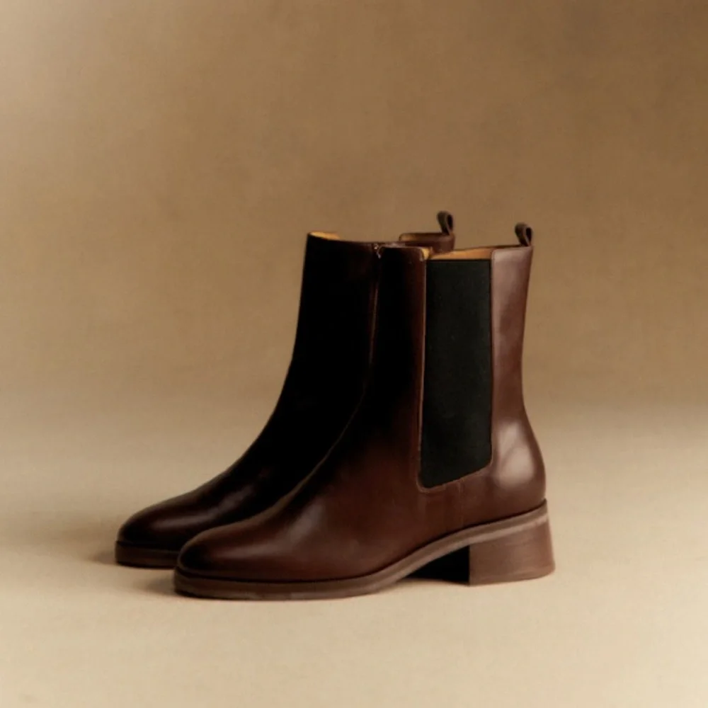 Sézane AGNÈS Ankle Low Boots in Smooth Chocolate